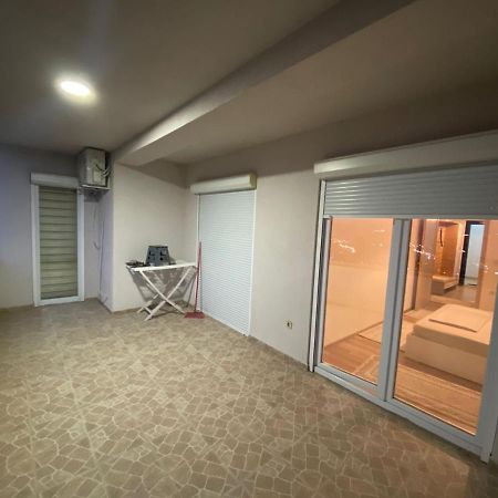 Violin 2 Bedroom Apartment Downtown Призрен Екстериор снимка