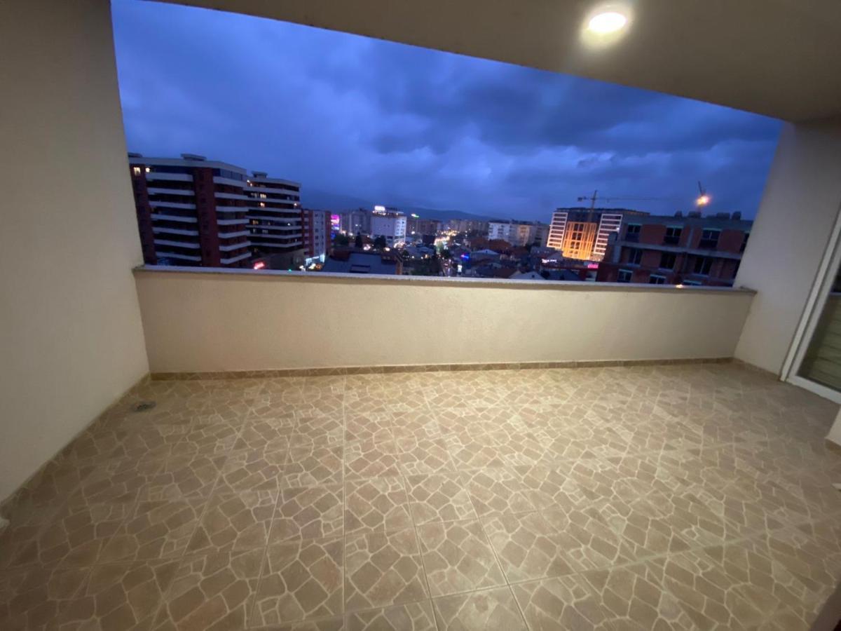 Violin 2 Bedroom Apartment Downtown Призрен Екстериор снимка